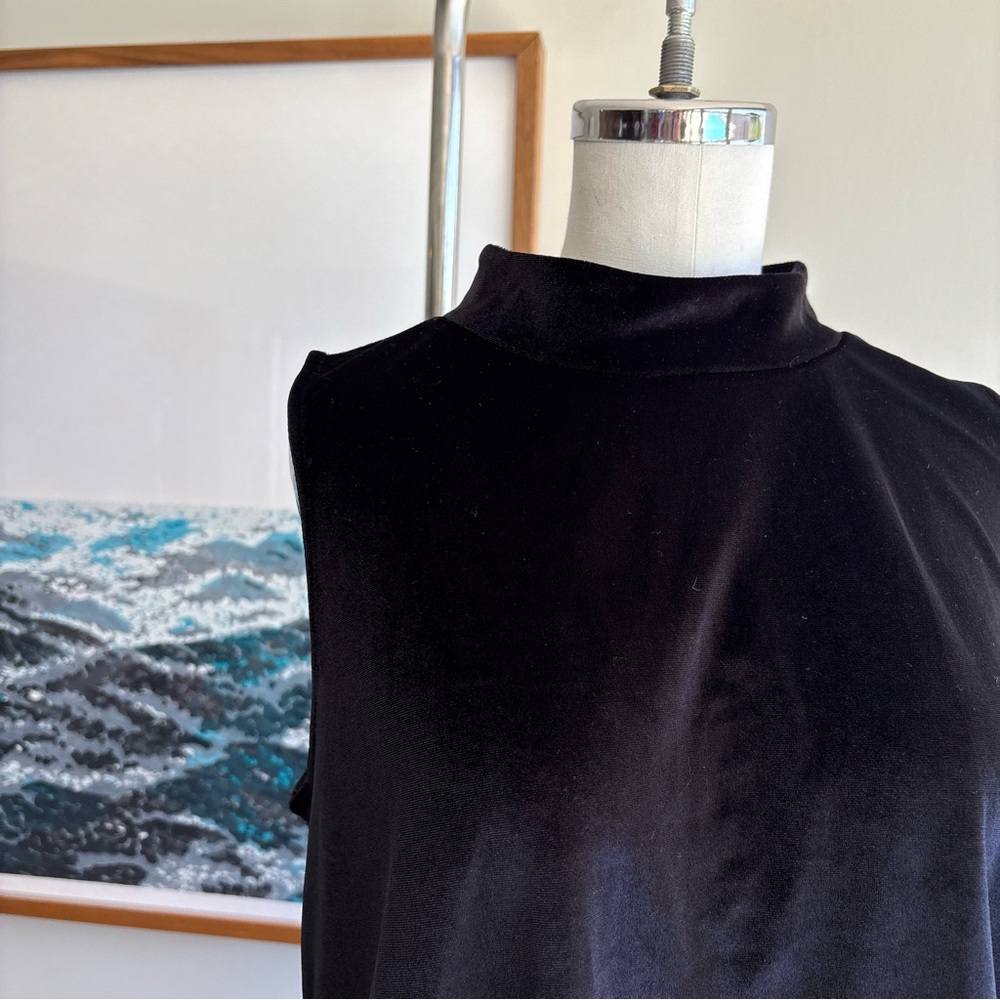LOFT Black Sleeveless Velvet Mock Turtleneck Top Medium - Picture 3 of 8